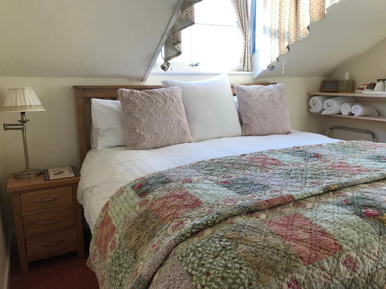 May Cottage B&B Bed & Breakfast 3*